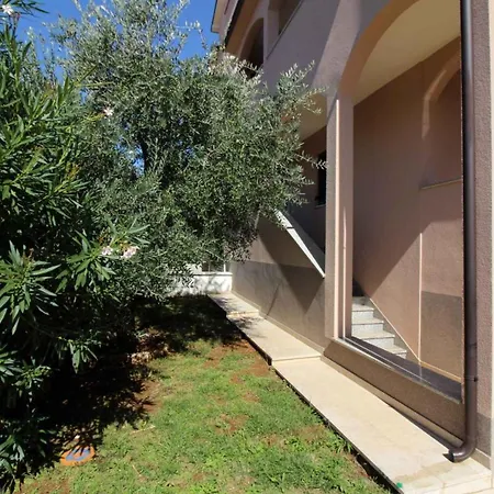 In With One-bedroom 17 * بوريتش