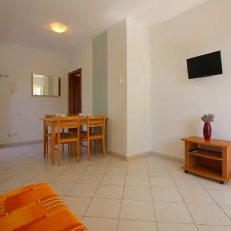 In With One-bedroom 17 Daire *