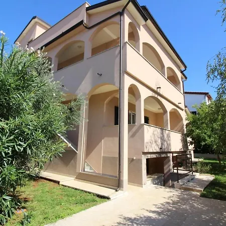 شقة In With One-bedroom 17