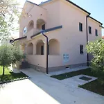 In With One-bedroom 17 Апартаменты *